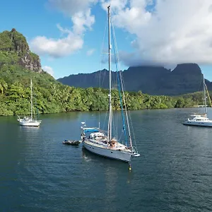 Insolite Voilier Mori Ora Bateau-hôtel