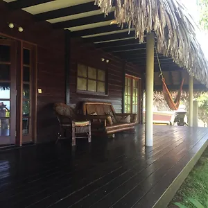 Te Anahau Fare Traditionnel Bord De Lagon Hébergement de vacances